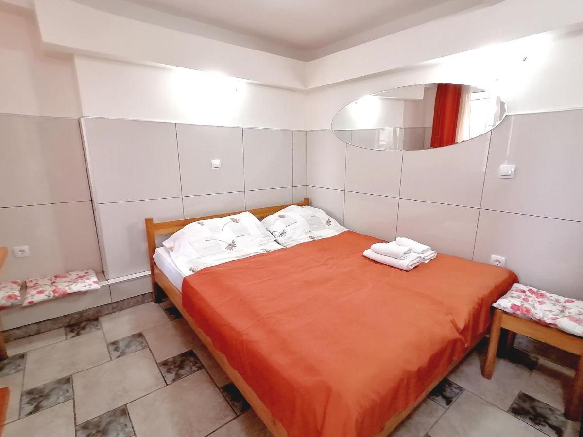 אוהריד Vila Kosta City Center Port מראה חיצוני תמונה