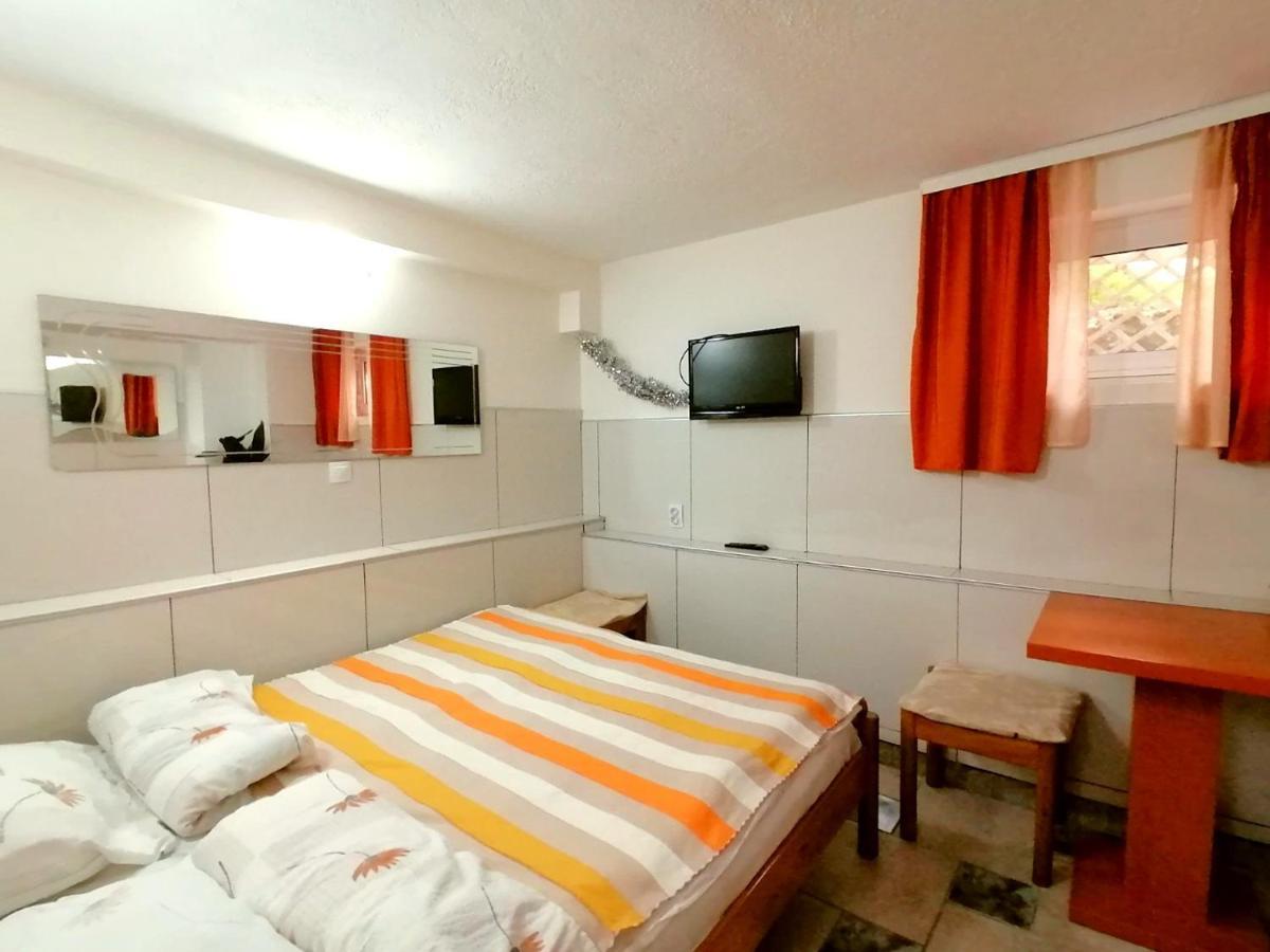 אוהריד Vila Kosta City Center Port מראה חיצוני תמונה