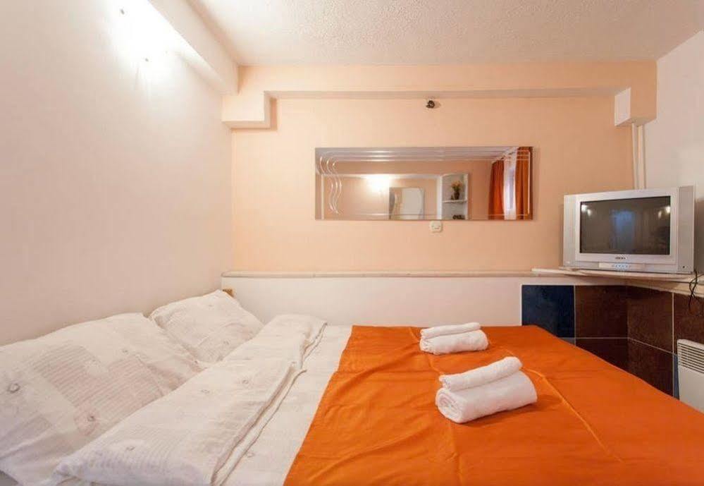 אוהריד Vila Kosta City Center Port מראה חיצוני תמונה
